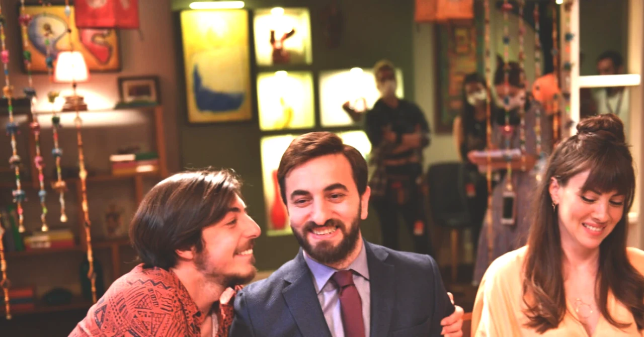 Aykut Enişte 2 Filmi Hakkında Her Şey: Konusu, Oyuncuları ve Çekim Tarihleri!
