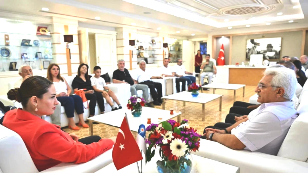 Antalya Alevi Bileşenleri, Başkan Vekili Özdemir’e Destek İçin Bir Araya Geldi!