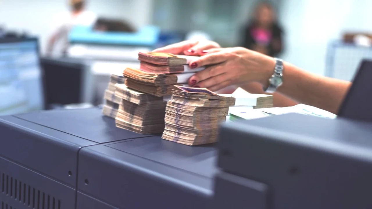 Banka Hesabındaki Paralar Değişiyor! İşte O Tarih ve Bilmeniz Gerekenler