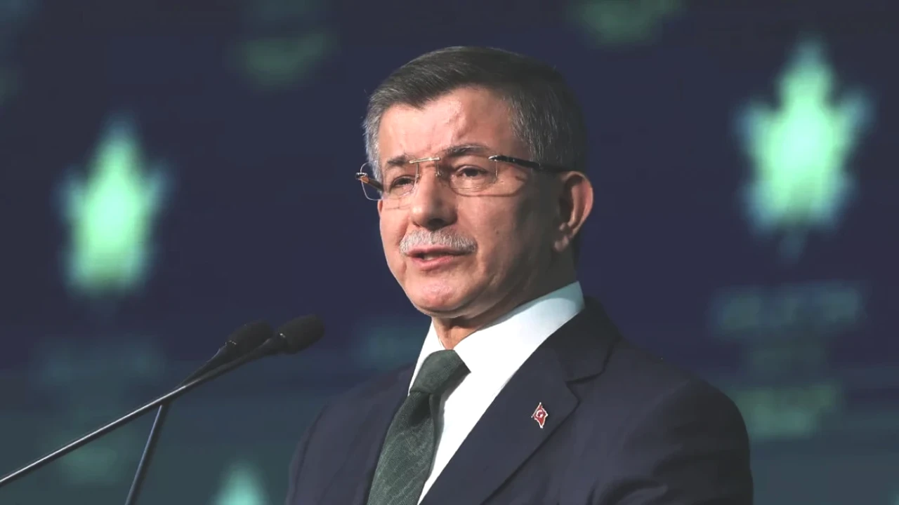Davutoğlu'ndan Grev Yasağına Şiddetli Tepki! Emekçinin Ekmeğine Göz Diken İktidar Sesini Kısıyor!