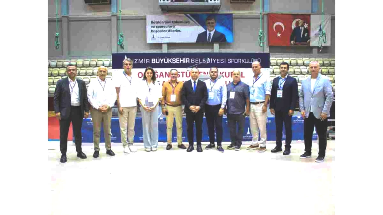 İzmir Büyükşehir Spor Kulübü'nde Önemli Bayrak Değişimi! Yenilikler ve Hedefler Neler?